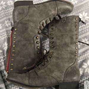 Steve Madden Grey combat boots